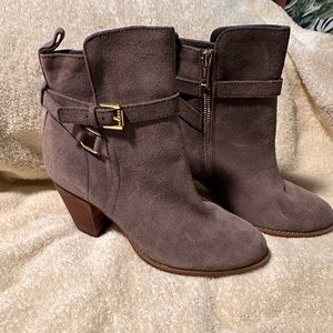 NWOT Ralph Lauren Tan Suede Ankle Boots with Side Zipper - Size 7
